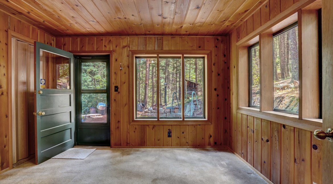 70-web-or-mls-DDC00011