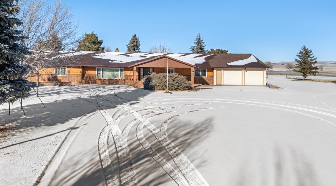 JEB Ranch main residence front of house