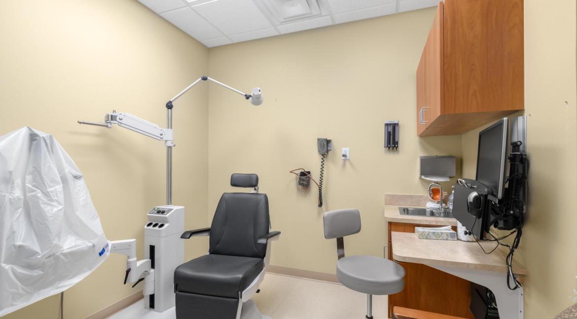 340 Peak One_Suite 390-006