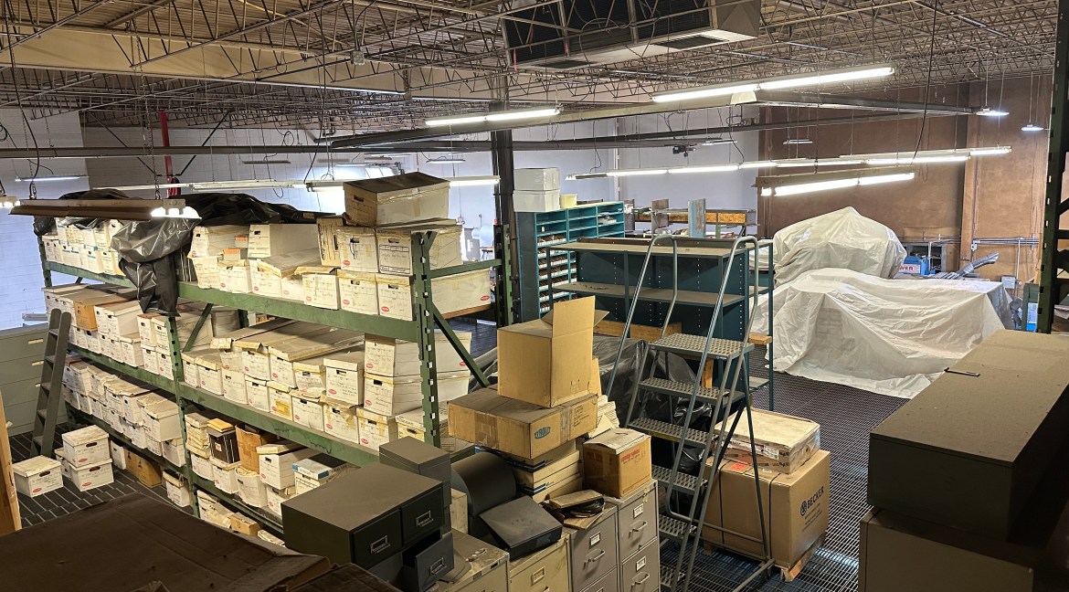 008 Additional Storage from Catwalk