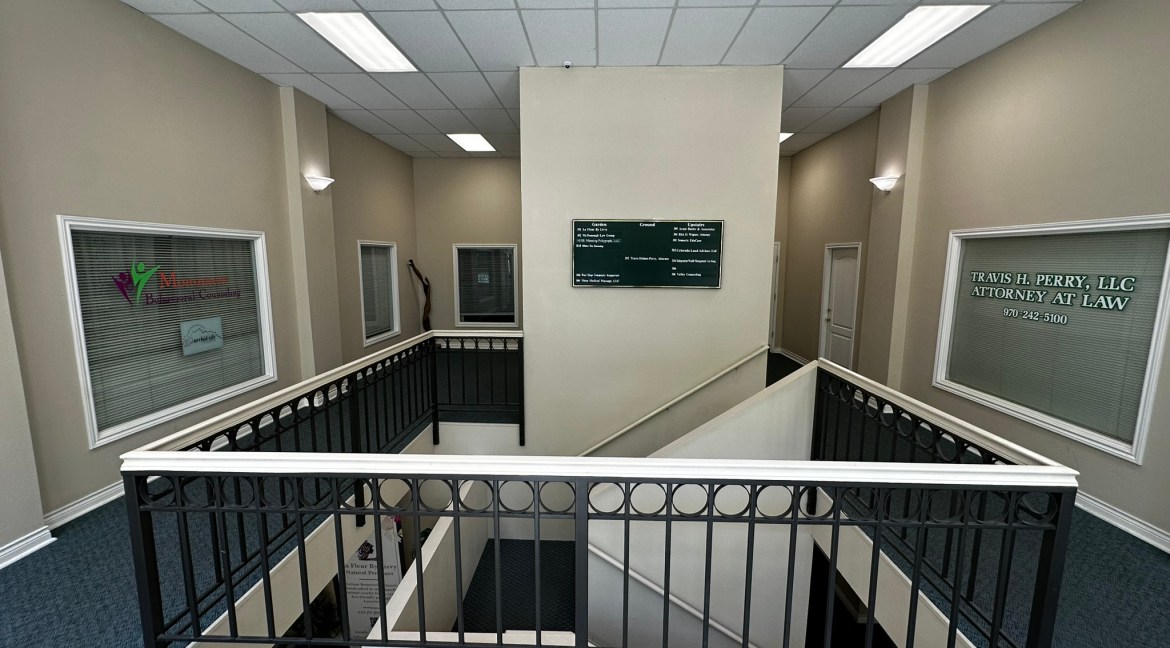 001 - Stairway Landing