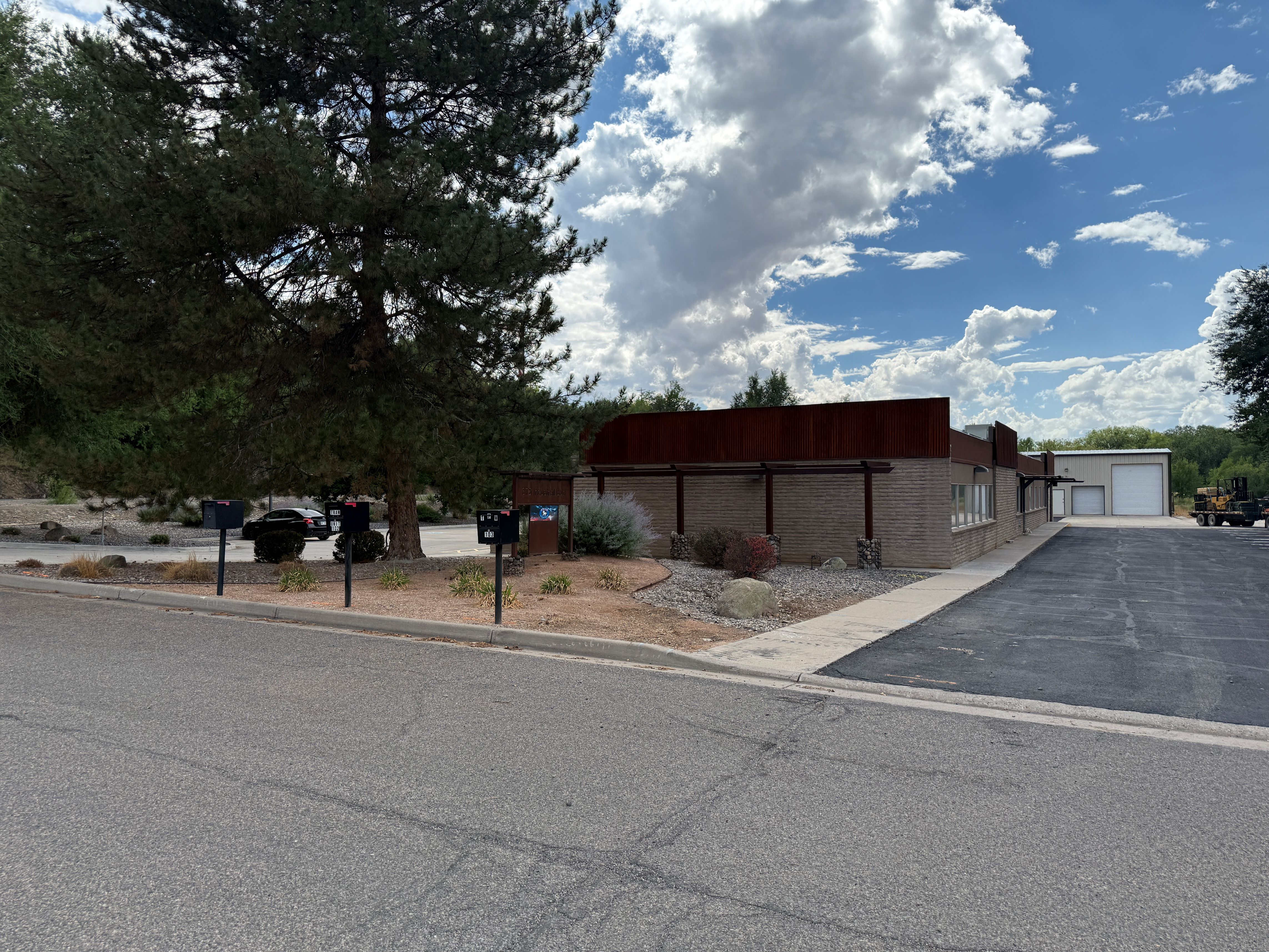 675 Industrial Blvd, Unit 102 and 103, Lease, Delta