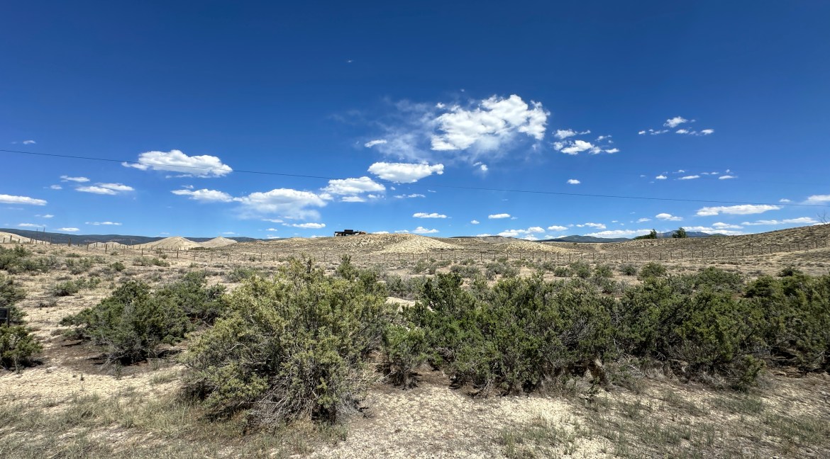 20250616_210339387_iOS