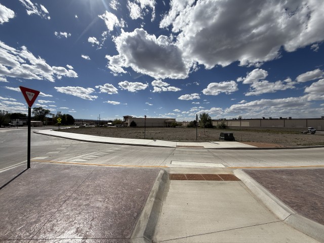 from roundabout to lot