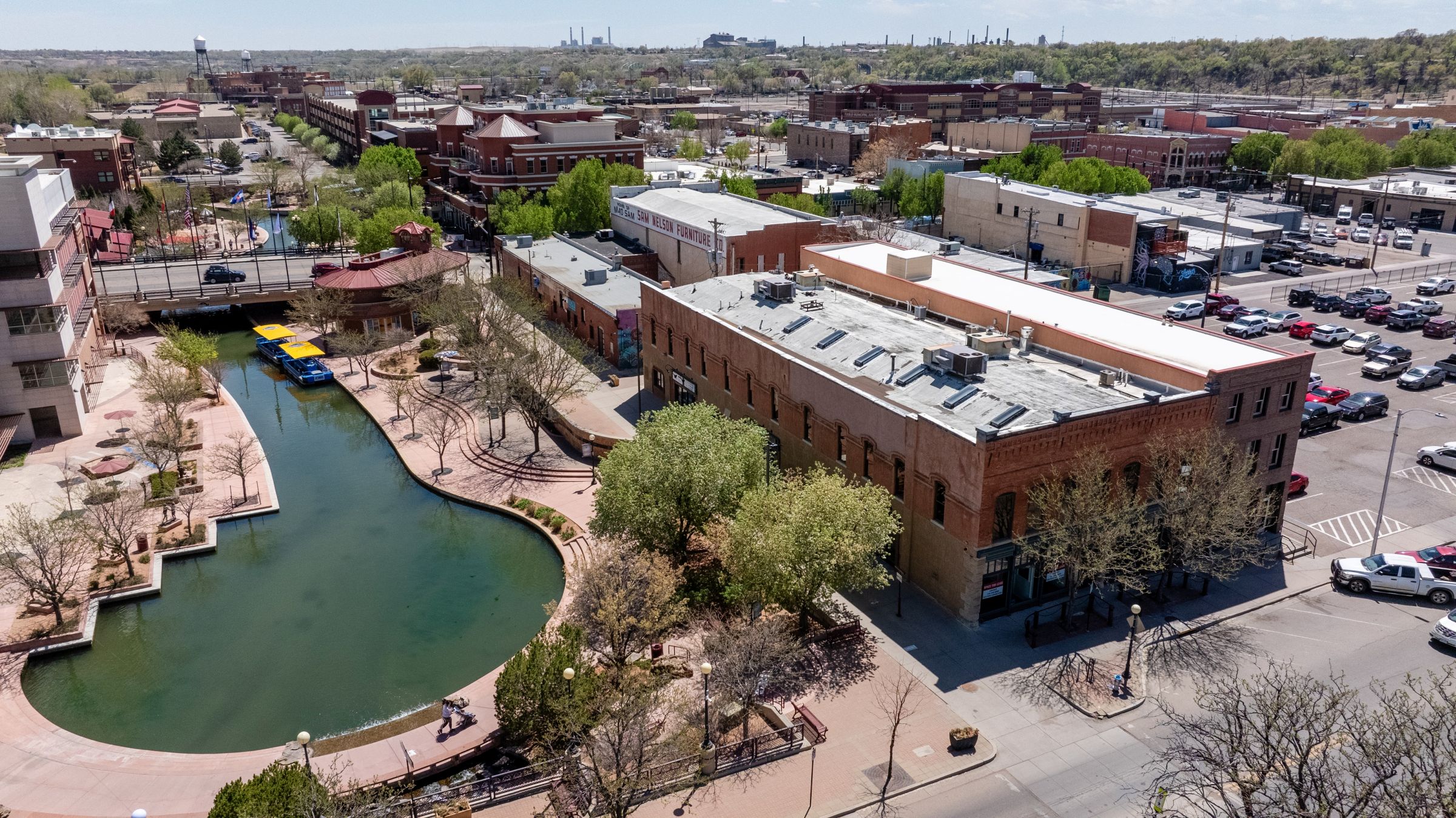 Olde Towne Carriage House – Pueblo Historic Riverwalk – 102 S Victoria