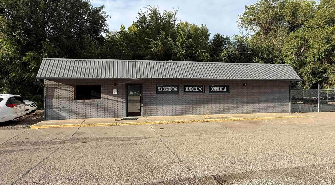Commercial Building for Sale Montrose 1
