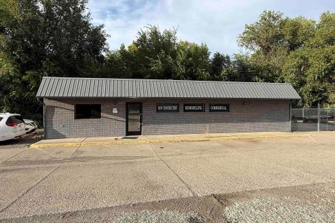 Commercial Building for Sale Montrose 1